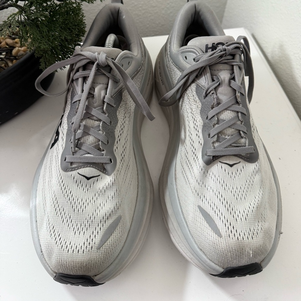 Hoka men size 11.5 bondi 8 Light Gray Athletic Shoes - Picture 5 of 8
